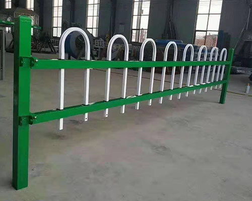 鑫澤絲網(wǎng) 永濟專業(yè)護欄網(wǎng)廠家，優(yōu)質(zhì)操場護欄網(wǎng)在線咨詢